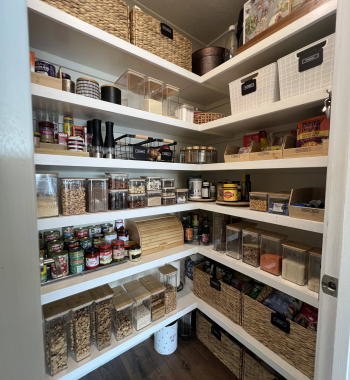 Pantry-organiser-gold-coast, home-organiser, declutter-gold-coast, find-an-organiser, hire-an-organiser